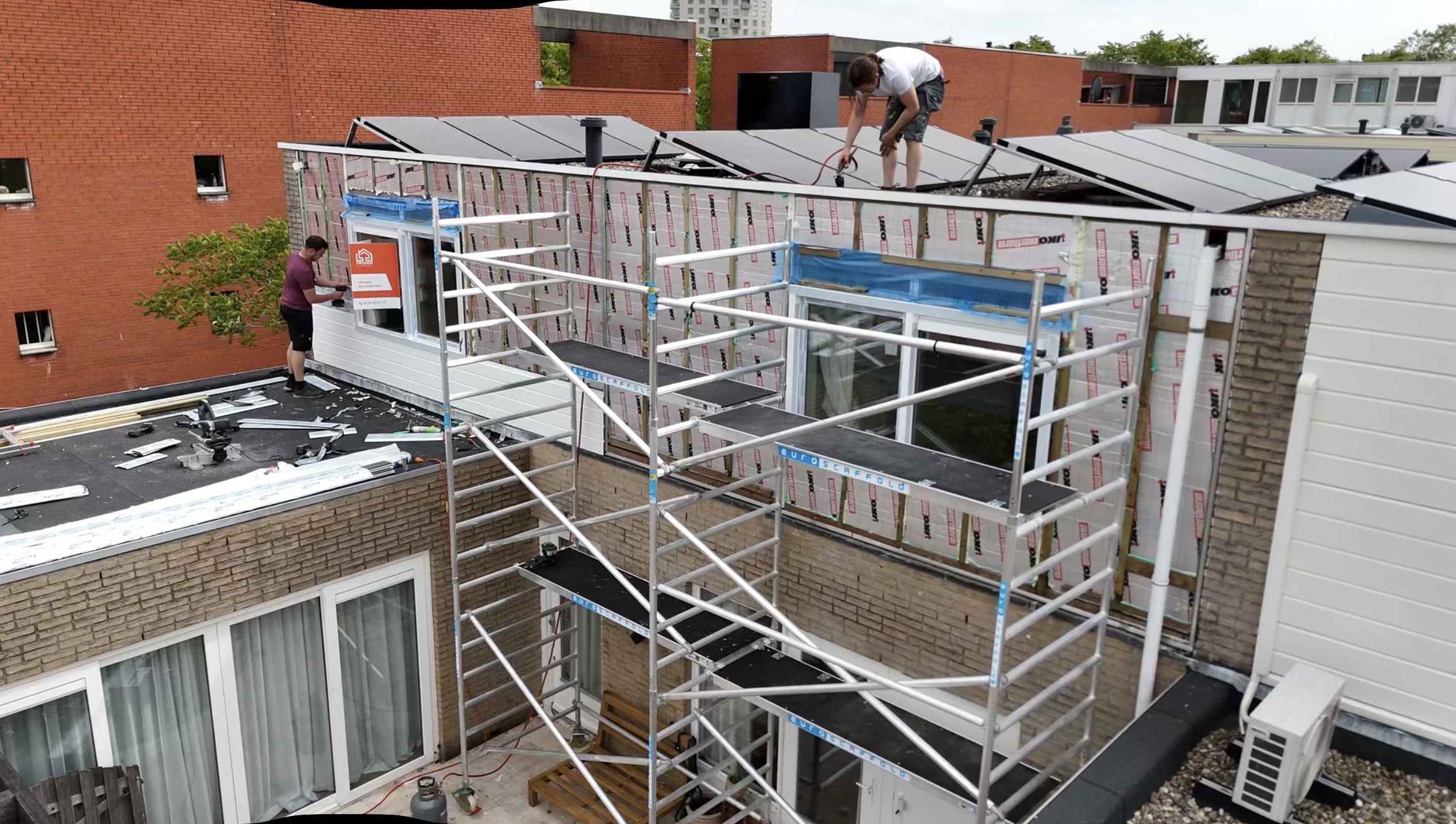 Gevelbekleding Amsterdam — Keralit en PIR isolatie