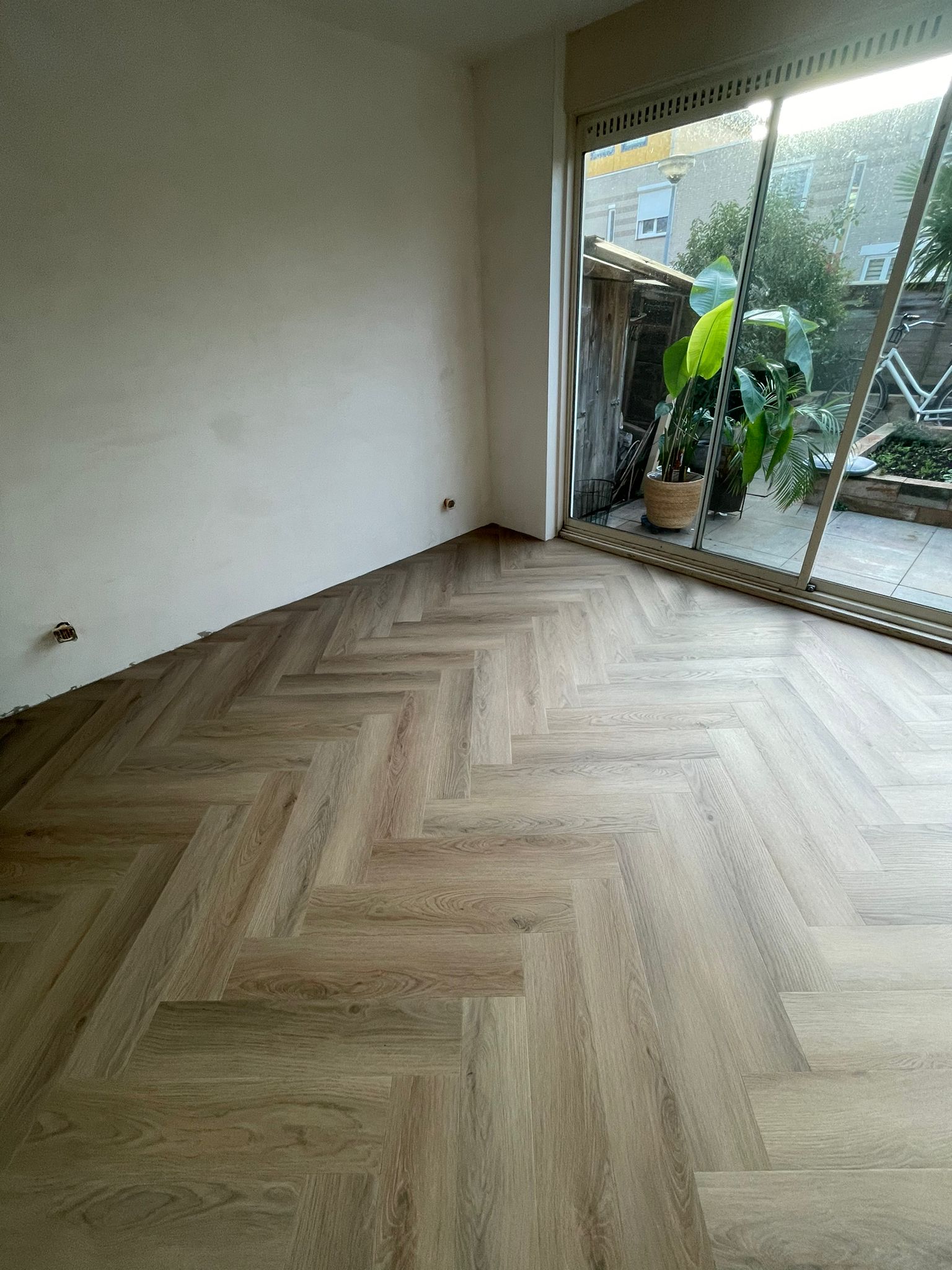 PVC vloer op vloerverwarming — Fronen Bouwbedrijf Noord-Holland