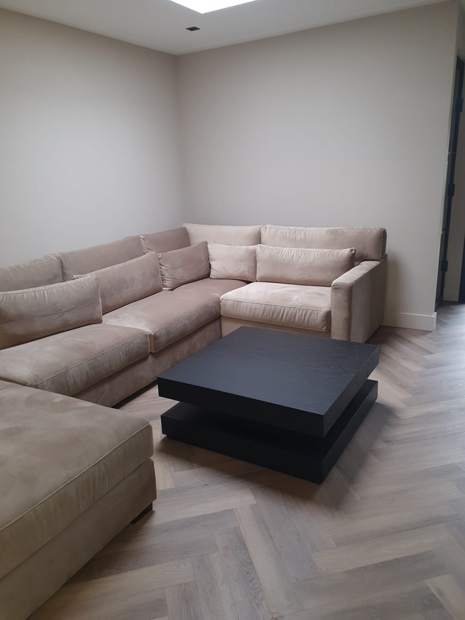 PVC vloer detail — Fronen Bouwbedrijf Noord-Holland